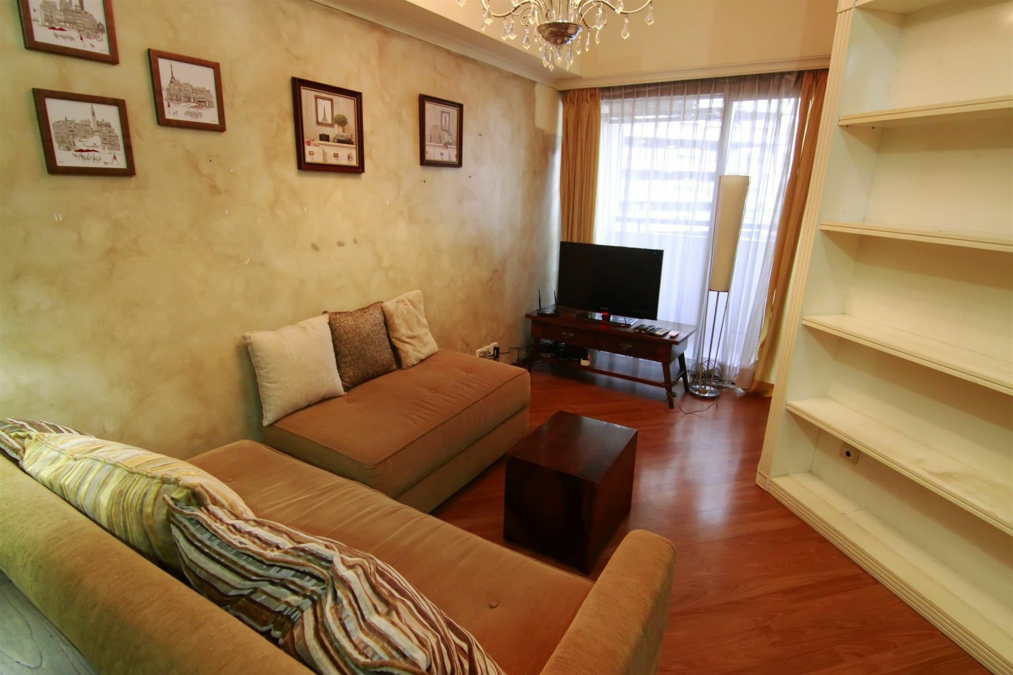 Cozy 2 Bedrooms Sudirman Tower By Travelio